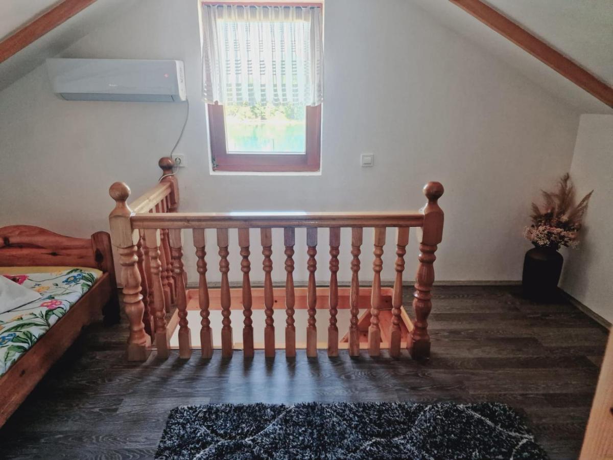 Willa Kuca Za Odmor Susnjar Ripac Zewnętrze zdjęcie